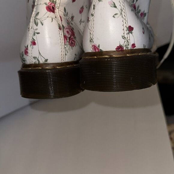 Dr.Martens 1460 Rare Portland Rose White Floral Boots - Picture 6 of 9